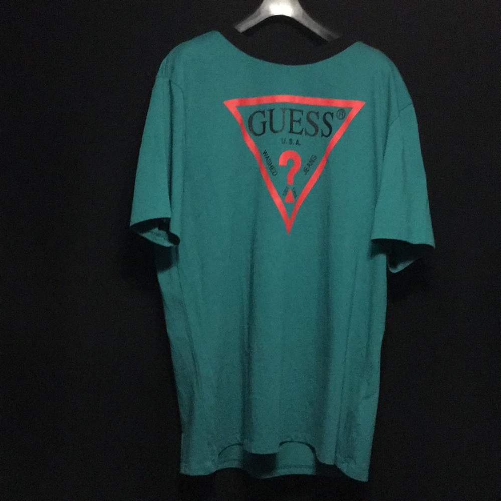 nwot turquoise w/pink logo guess ringer s/s